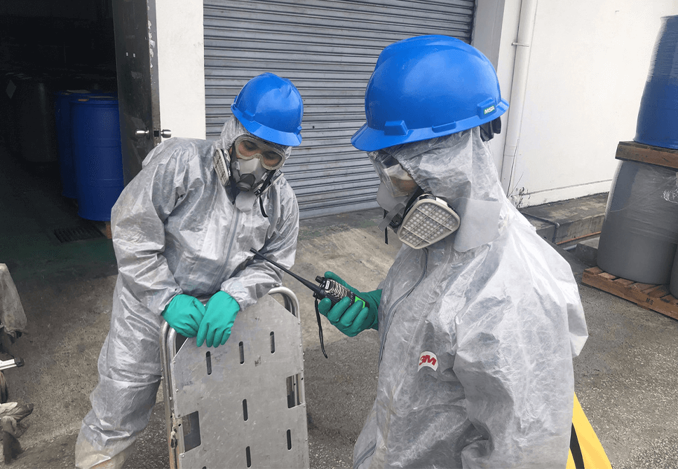 Occupational hazmat chemical spillage and leakage control training