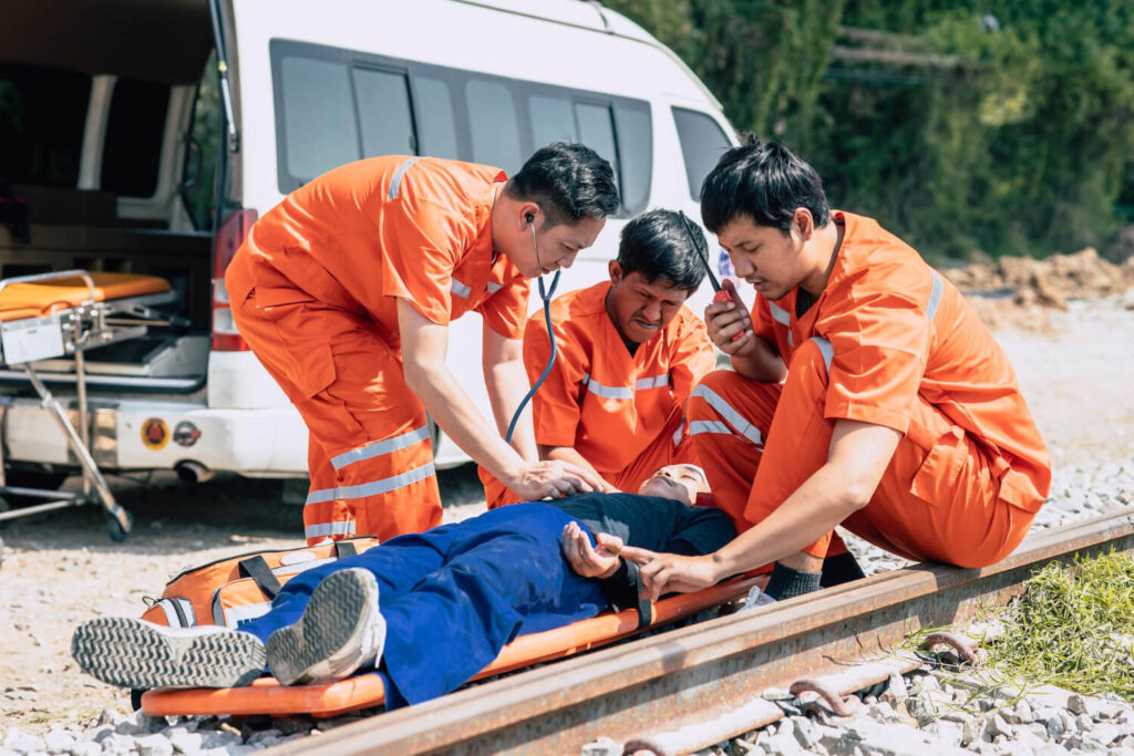 emergency support team giving emergency aid